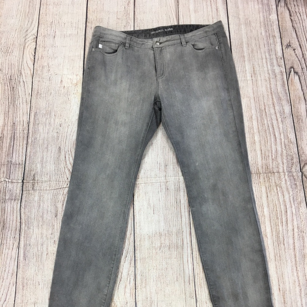 😍 Michael Kors Gray Distressed jeans Reg Rise Size 12